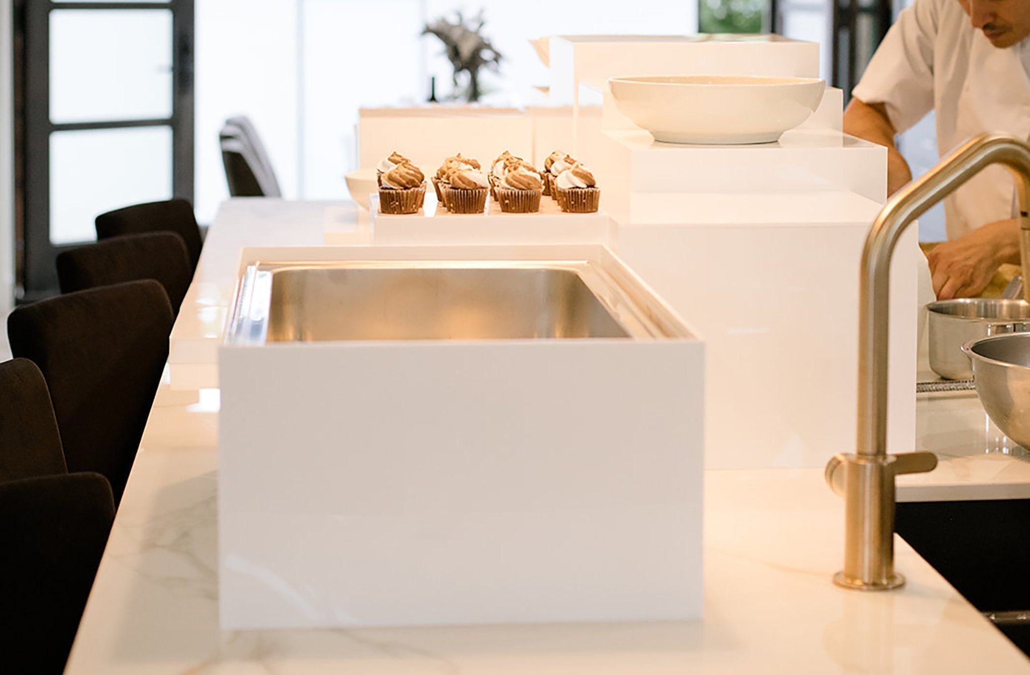 Why Every Host Needs a Quality Chafing Dish Set? - Plinths New York