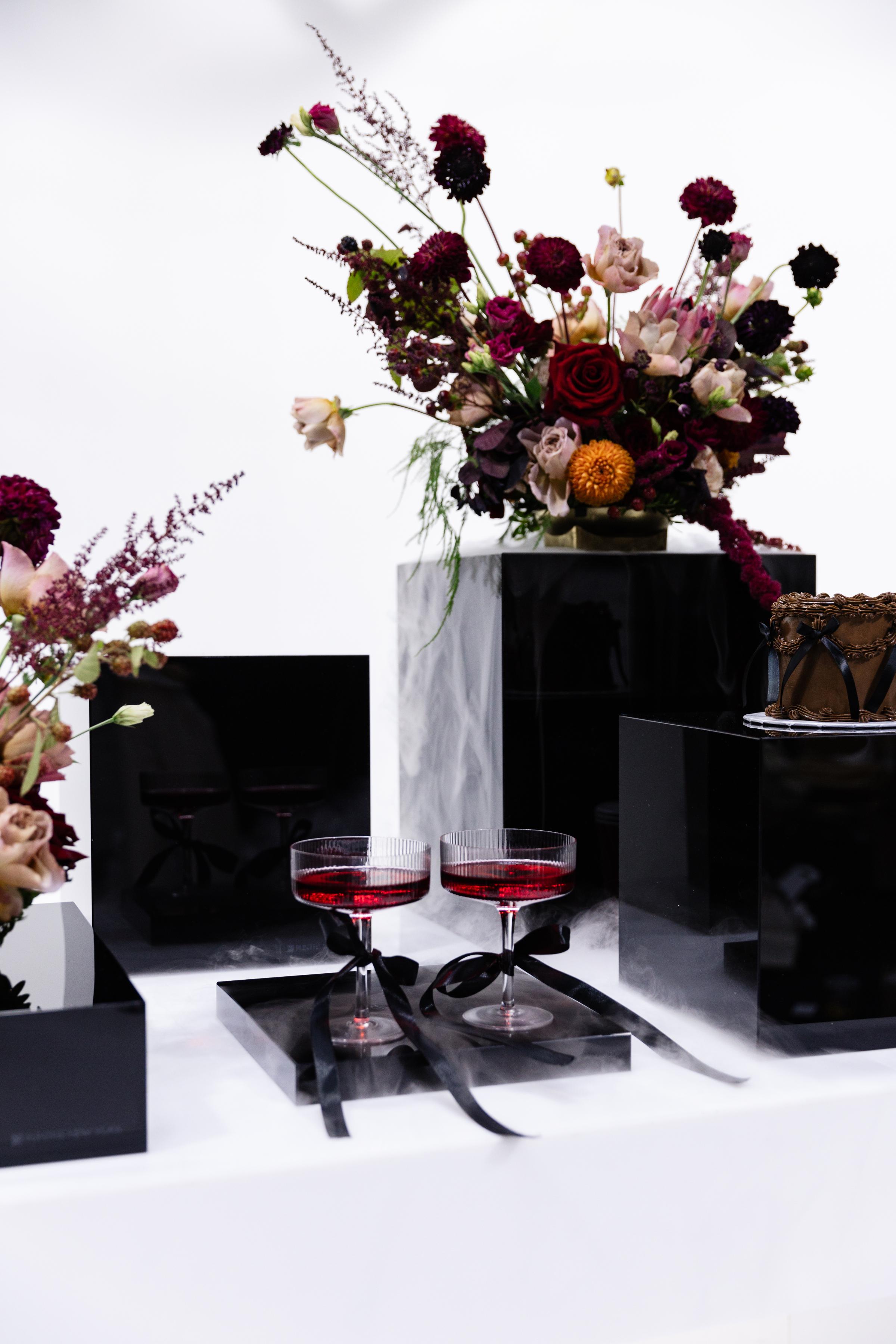 Black Premium Food Display Risers