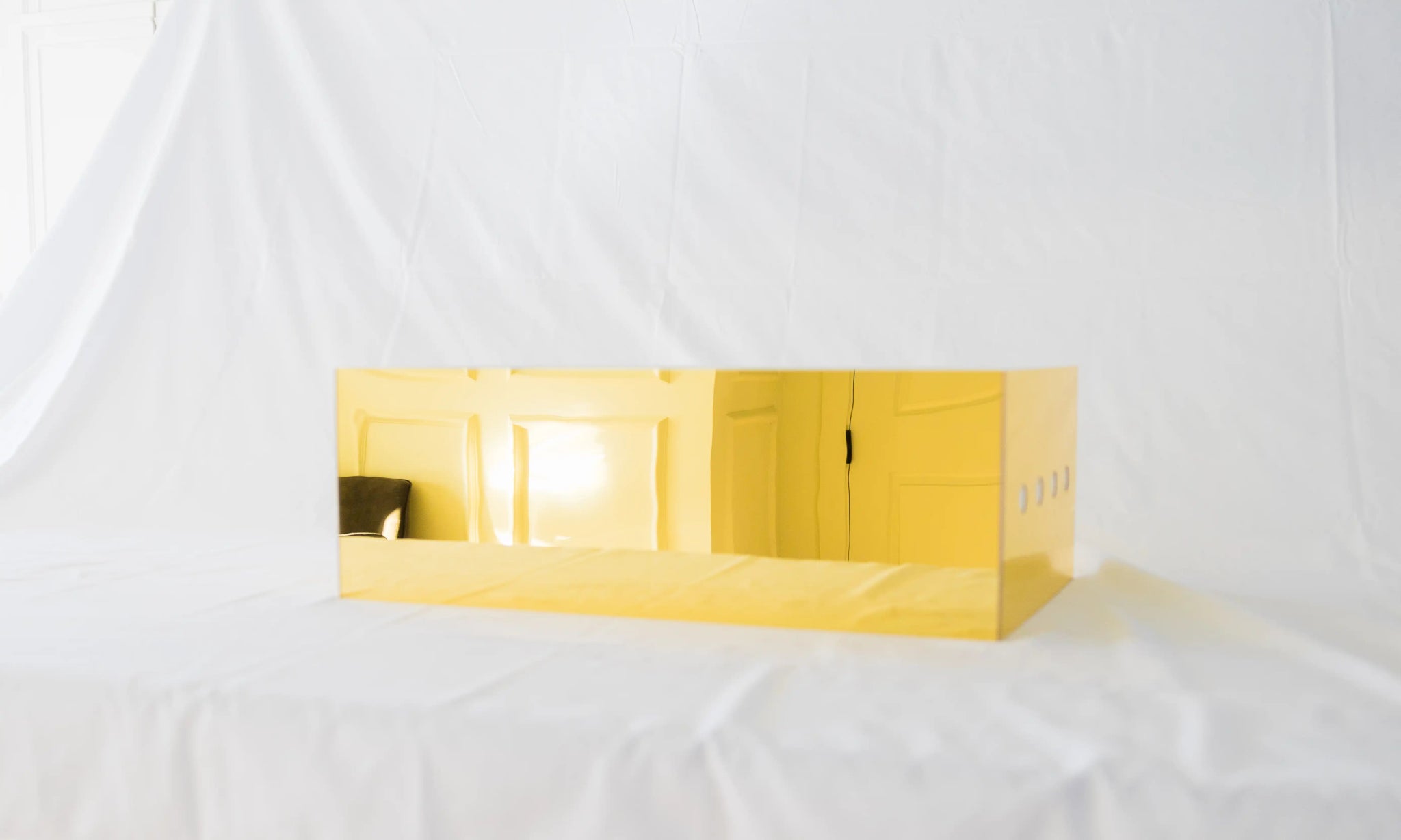 Exclusive Product - Mirrored Chafing Dish Guard Gold or Silver - Plinths New York