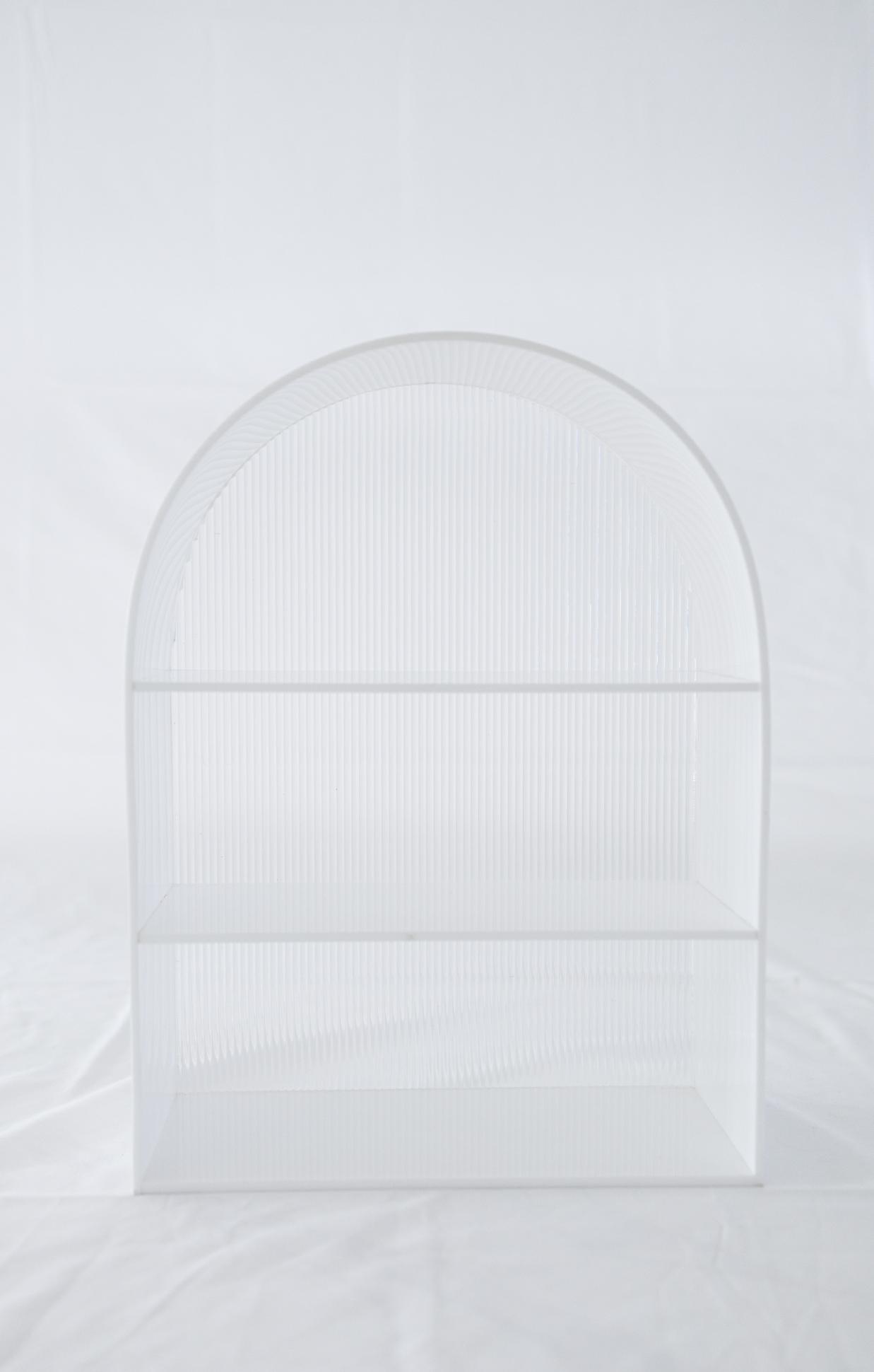 Oval Tier White - Plinths New York