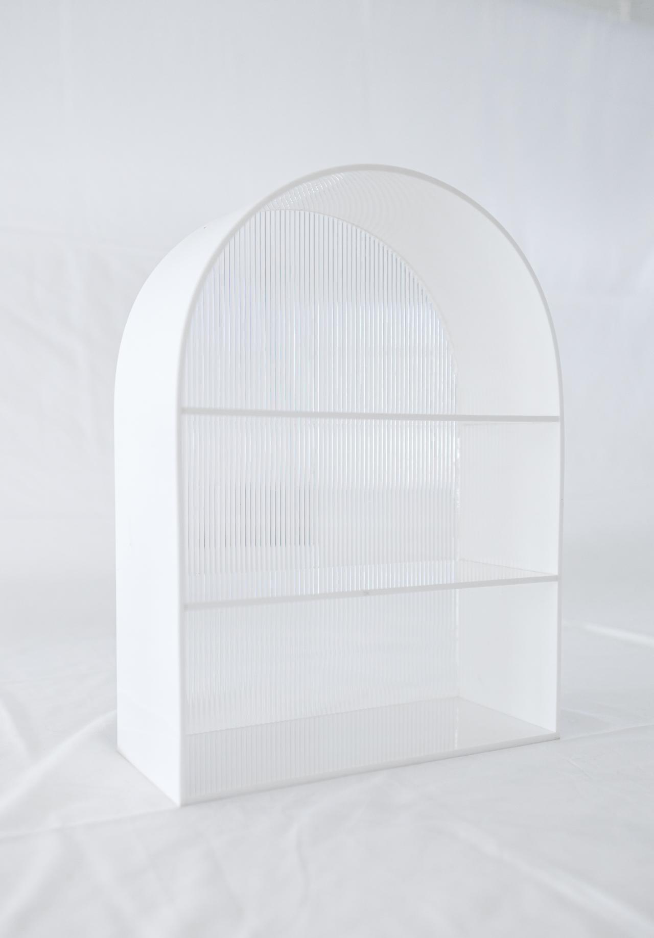 Oval Tier White - Plinths New York